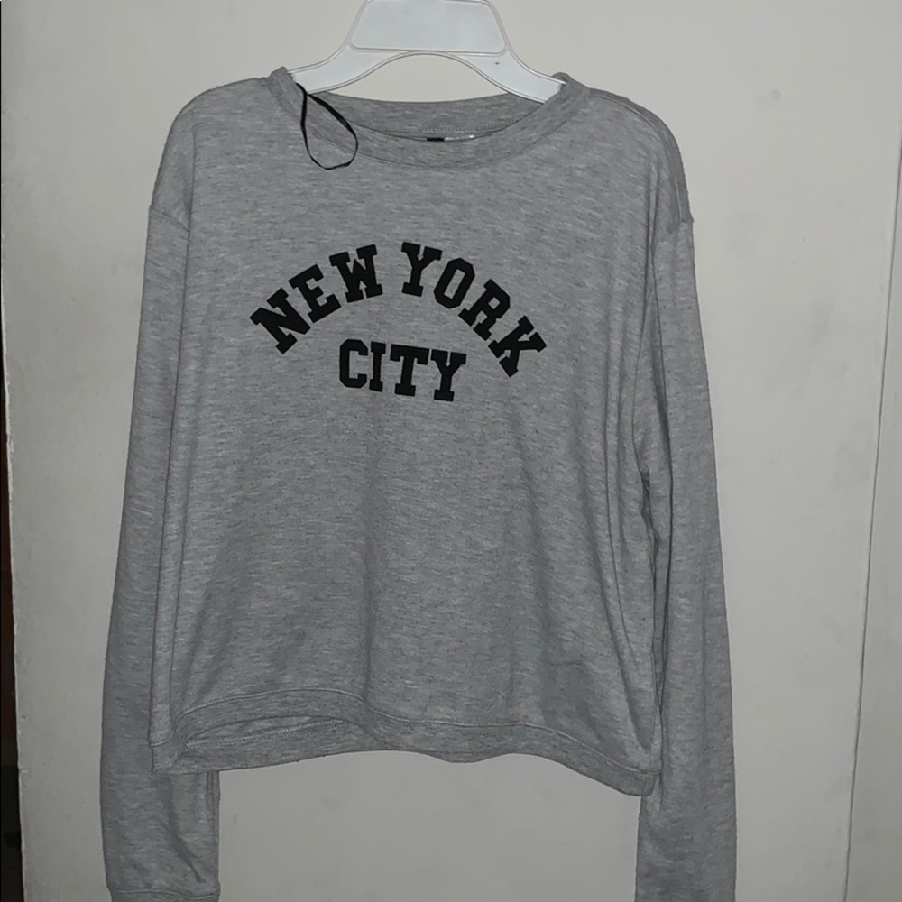 Divided Grey New York Sweater Crop Sweatshirt